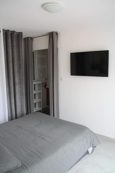 Studio Independant Auriol Ngoại thất bức ảnh